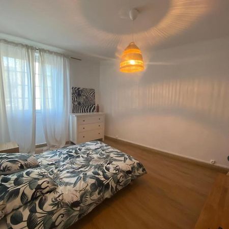 Gite En Rdc 72M2 - 2 Chbres - Box Velos - Parking Bourg-Saint-Andéol المظهر الخارجي الصورة