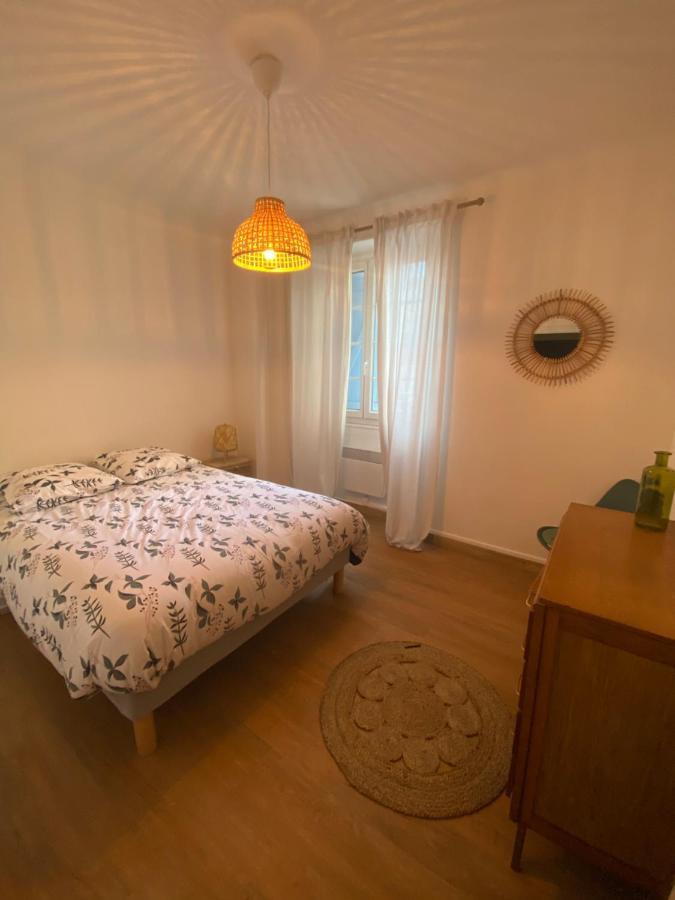 Gite En Rdc 72M2 - 2 Chbres - Box Velos - Parking Bourg-Saint-Andéol المظهر الخارجي الصورة