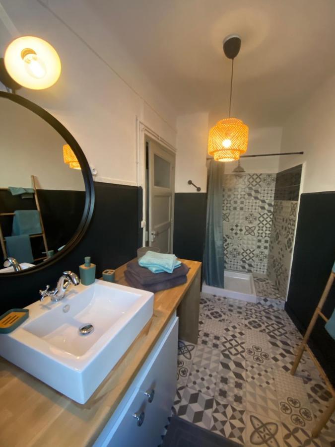 Gite En Rdc 72M2 - 2 Chbres - Box Velos - Parking Bourg-Saint-Andéol المظهر الخارجي الصورة